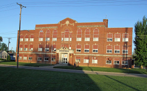 This photo shows the school that was built on Grant St. in 1931 and will be demolished in June of 2016. This school served as a high school from 1931 until 1974 and as a middle school from 1975 to 2016. Photo by Jim O’Donnell.
